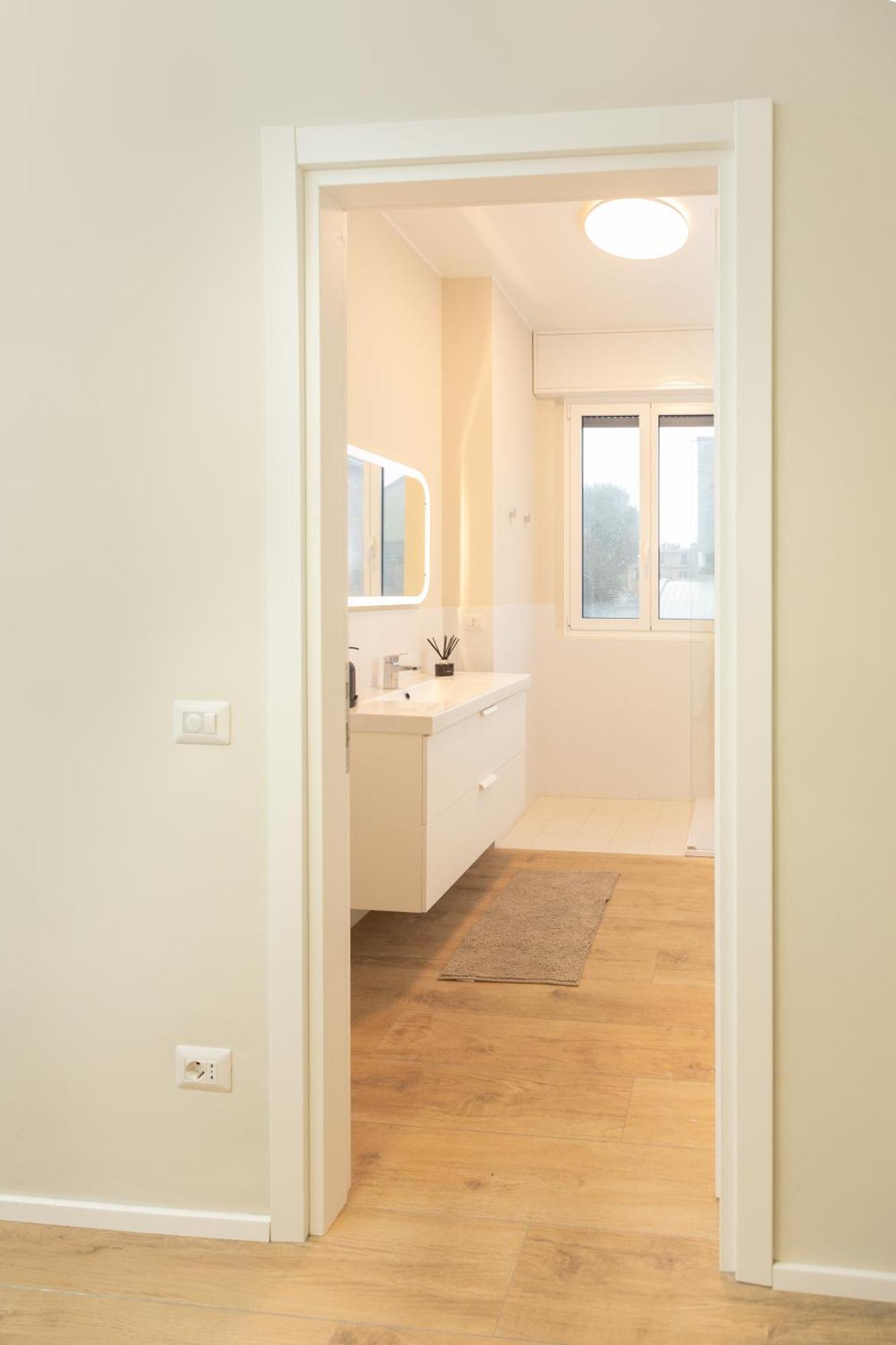 Dreams Exclusive Apartments With Terrace - Free Parking - M1 Station - Near Center Milano Ngoại thất bức ảnh