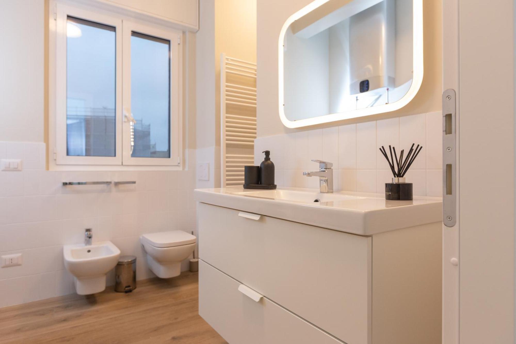 Dreams Exclusive Apartments With Terrace - Free Parking - M1 Station - Near Center Milano Ngoại thất bức ảnh