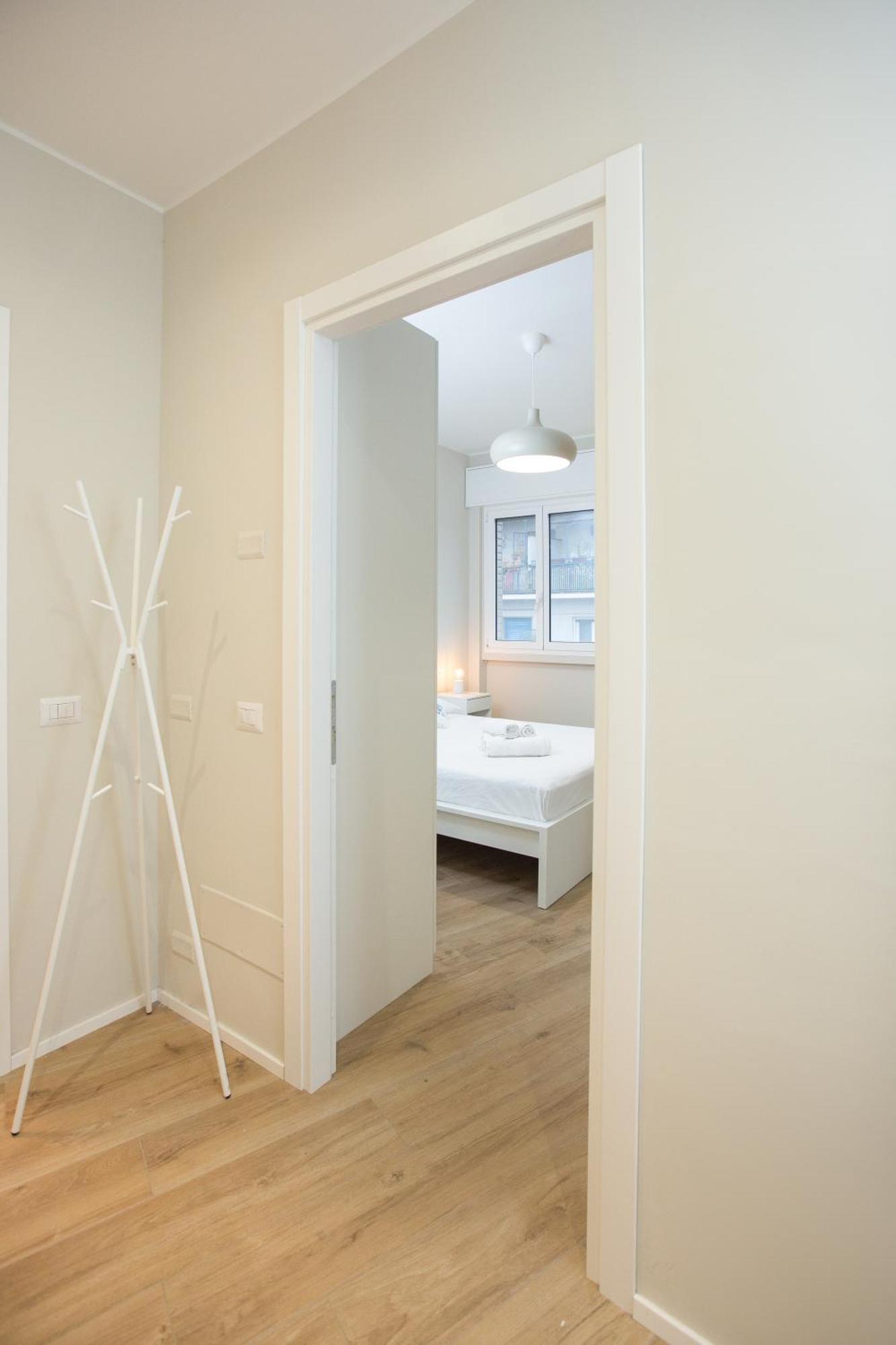 Dreams Exclusive Apartments With Terrace - Free Parking - M1 Station - Near Center Milano Ngoại thất bức ảnh