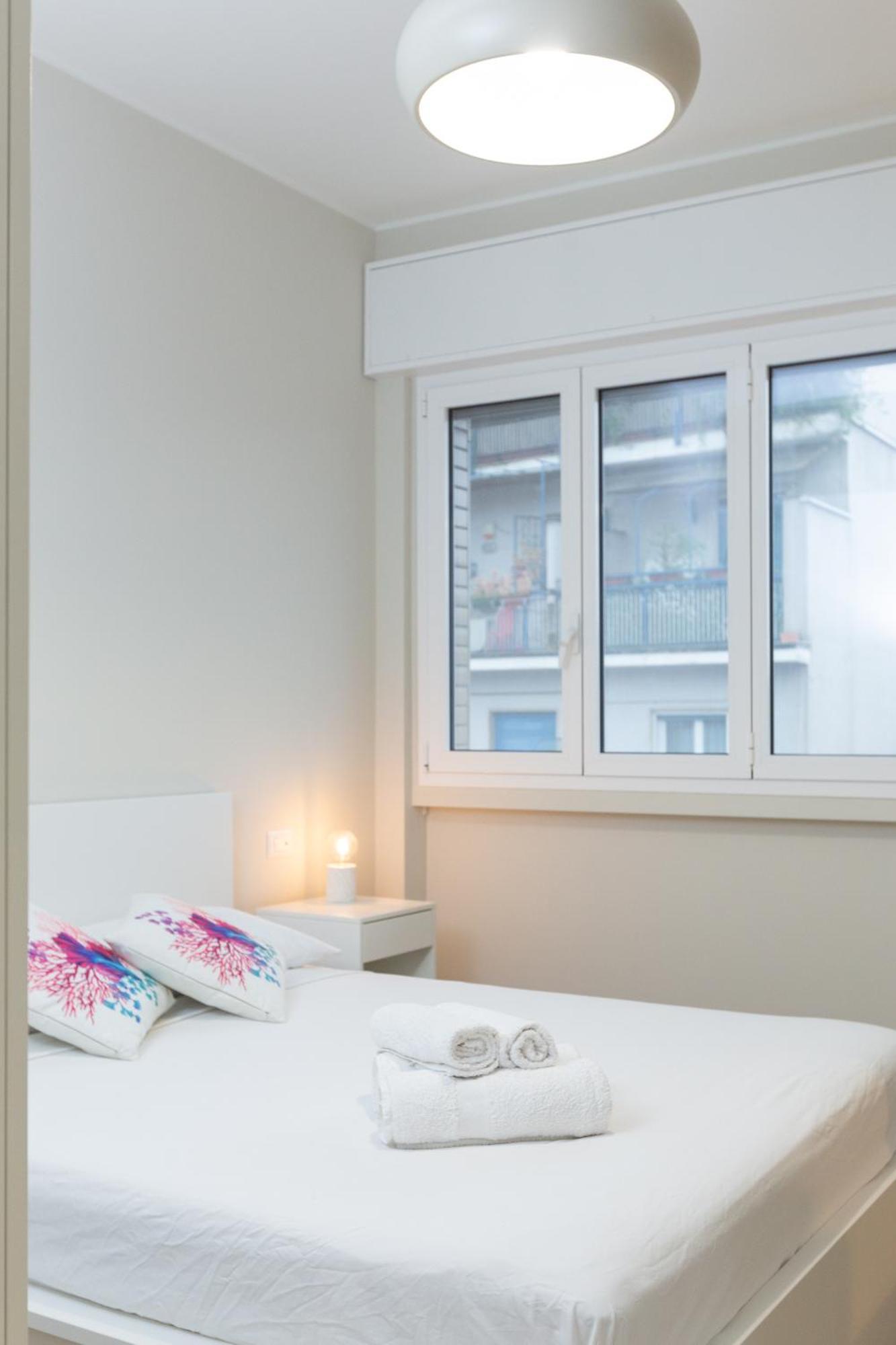 Dreams Exclusive Apartments With Terrace - Free Parking - M1 Station - Near Center Milano Ngoại thất bức ảnh